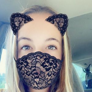 Meet your Posher, Kayla